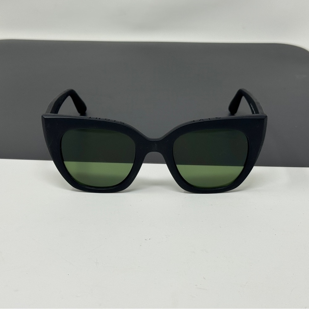Toms Sydney Traveler Collection 50 23 148  Black Matte Frame Green Lenses